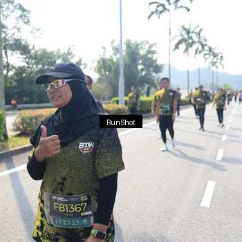 Runner Photo 6941434