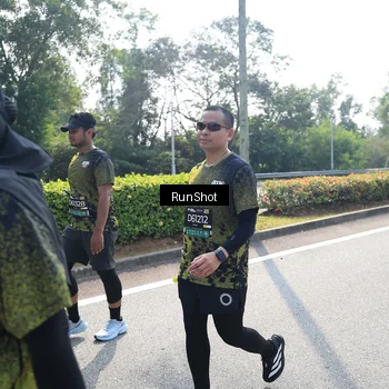 Runner Photo 6941443