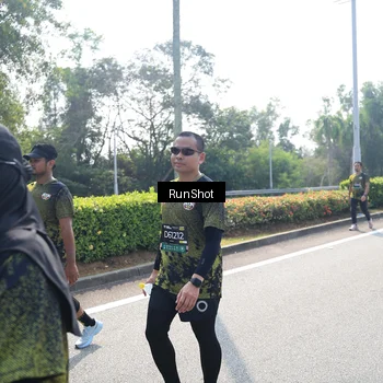 Runner Photo 6941445