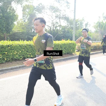 Runner Photo 6941455