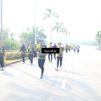 Runner Photo 6941468