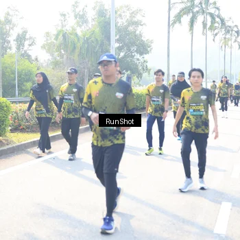 Runner Photo 6941473