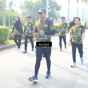 Runner Photo 6941477