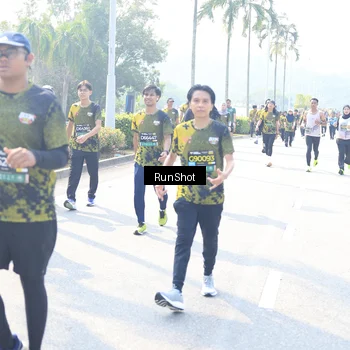 Runner Photo 6941487