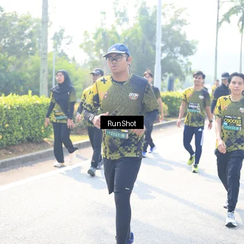 Runner Photo 6941488