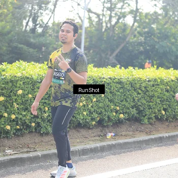 Runner Photo 6941490