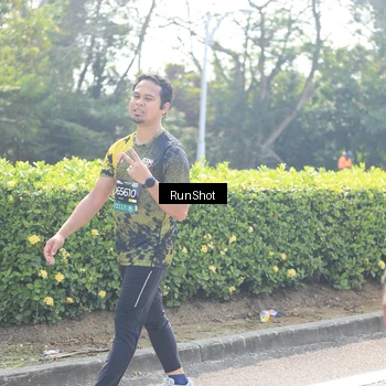 Runner Photo 6941493