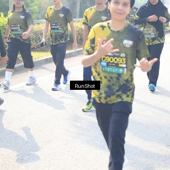 Runner Photo 6941496