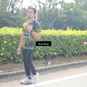Runner Photo 6941500