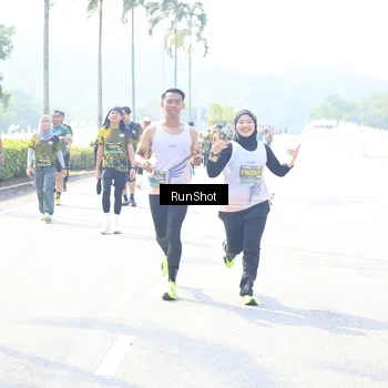 Runner Photo 6941507