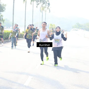 Runner Photo 6941511