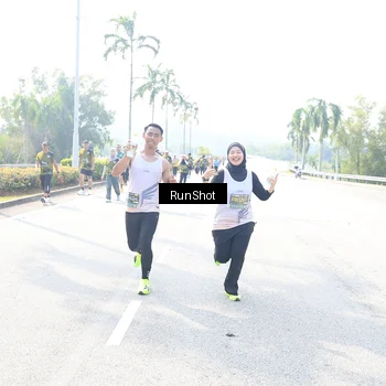 Runner Photo 6941527