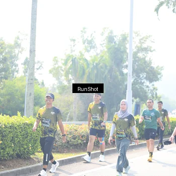Runner Photo 6941542