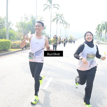 Runner Photo 6941546