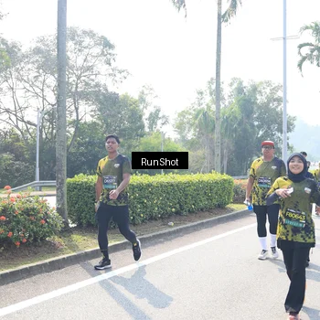 Runner Photo 6941569