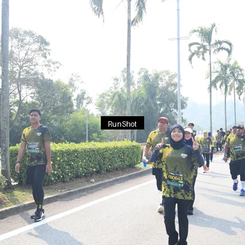 Runner Photo 6941571