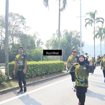 Runner Photo 6941572