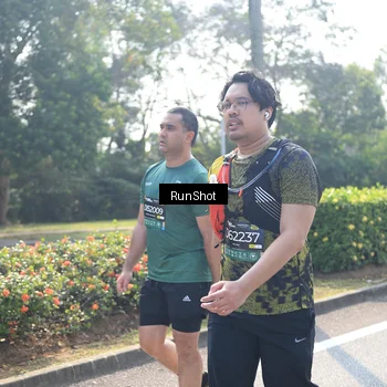 Runner Photo 6941575