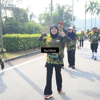 Runner Photo 6941580
