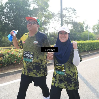 Runner Photo 6941601