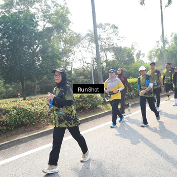 Runner Photo 6941631