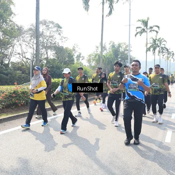 Runner Photo 6941634