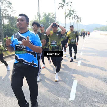 Runner Photo 6941637
