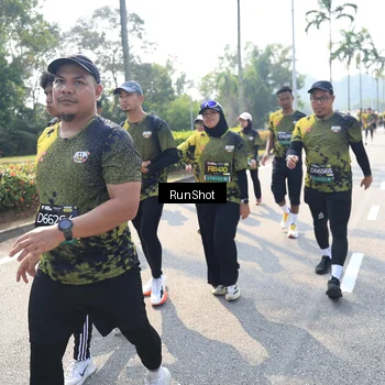 Runner Photo 6941655