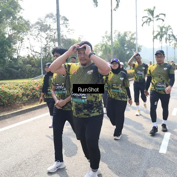 Runner Photo 6941656