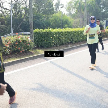 Runner Photo 6941665