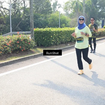 Runner Photo 6941679