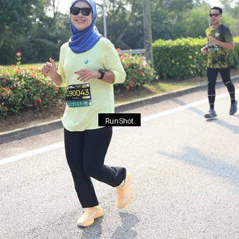 Runner Photo 6941687