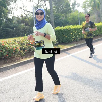 Runner Photo 6941691