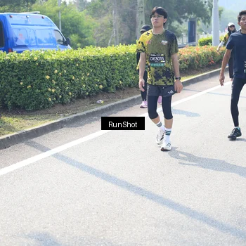 Runner Photo 6941707