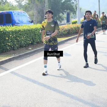 Runner Photo 6941708