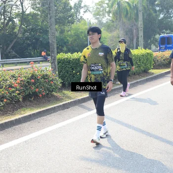 Runner Photo 6941716