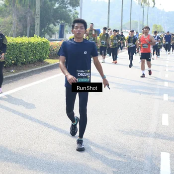 Runner Photo 6941725