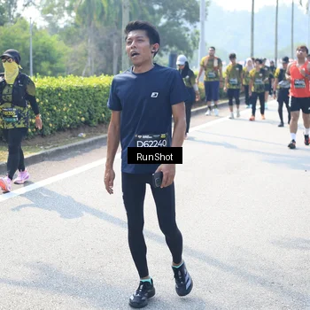 Runner Photo 6941729