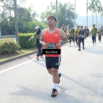 Runner Photo 6941749