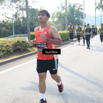 Runner Photo 6941751