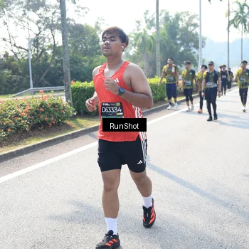 Runner Photo 6941753