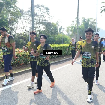 Runner Photo 6941788