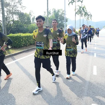 Runner Photo 6941791