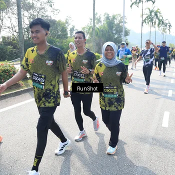 Runner Photo 6941794