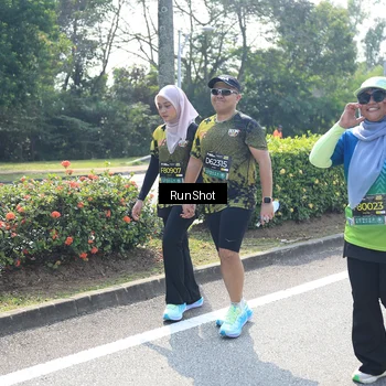 Runner Photo 6941819
