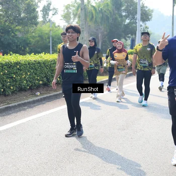 Runner Photo 6941841