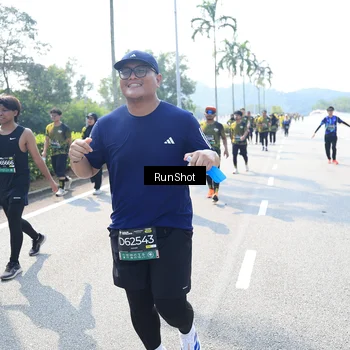 Runner Photo 6941843