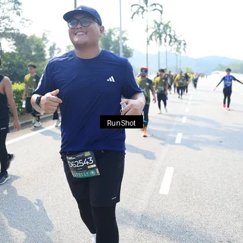 Runner Photo 6941845