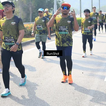 Runner Photo 6941848