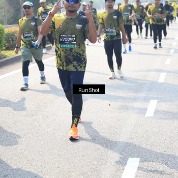 Runner Photo 6941849